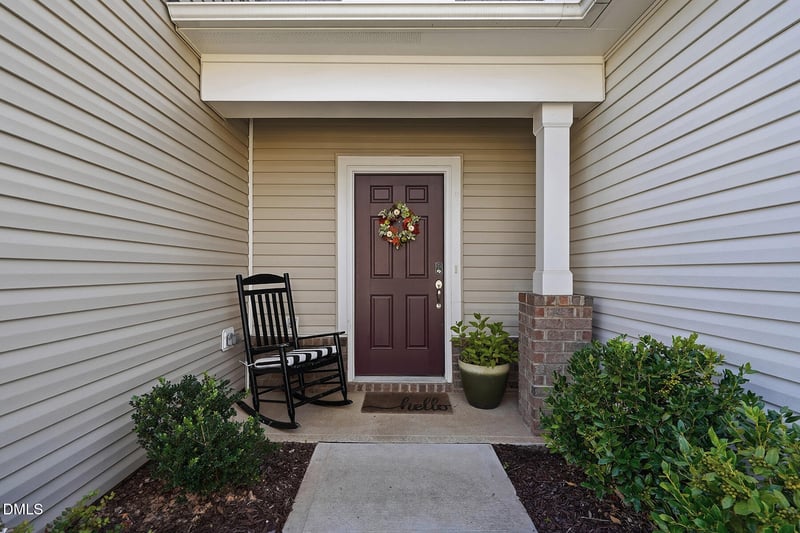 80 Little Leaf Ln, Clayton, NC 27527