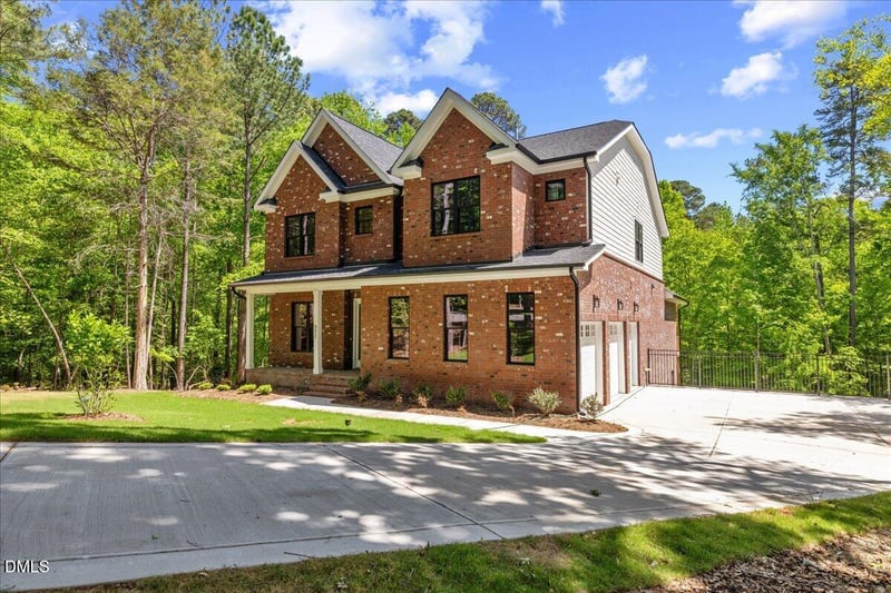 8011 Old Trail Dr, Durham, NC 27712