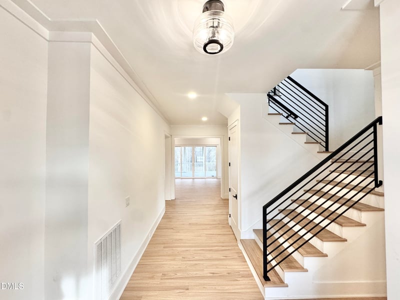8012 Penny Rd, Raleigh, NC 27606