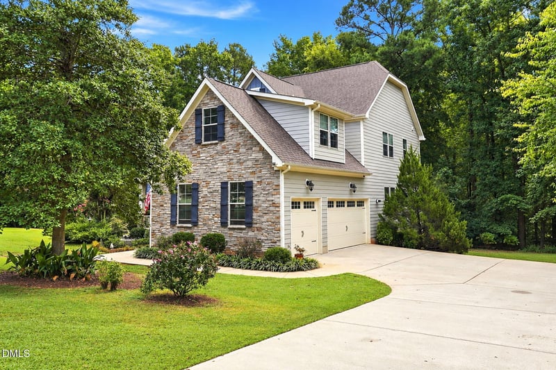 8013 Lakeshore Dr, Garner, NC 27529