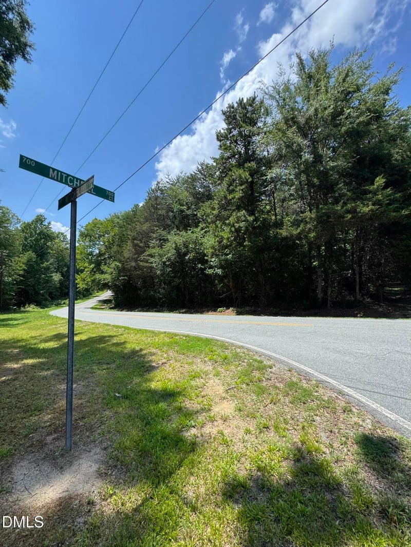 803 Mitchell Ln, Burlington, NC 27217