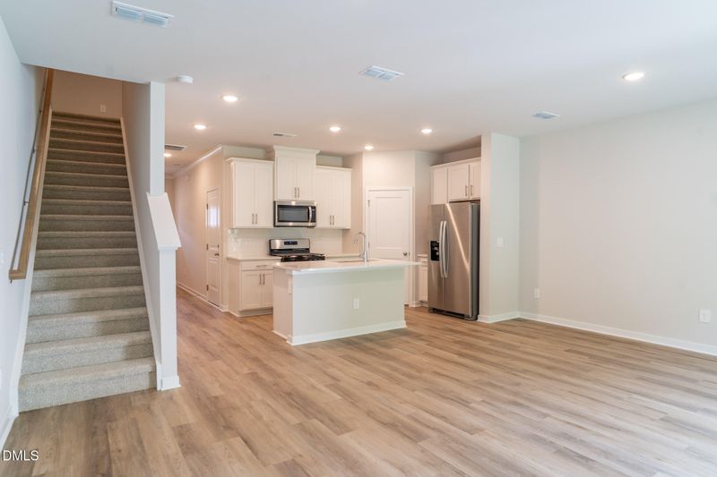 803 Strm Vw Ct, Mebane, NC 27302