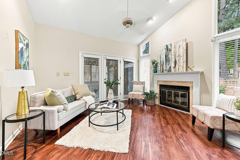8031 Grey Oak Dr, Raleigh, NC 27615