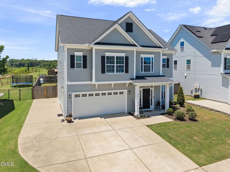 804 Buckner Ct, Fuquay Varina, NC 27526