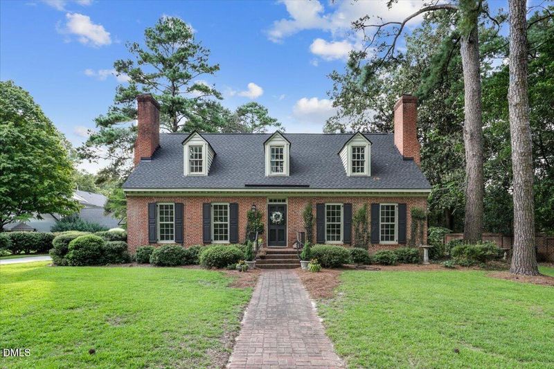 804 Chestnut Dr, Smithfield, NC 27577