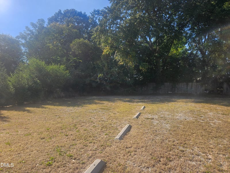 804 S Clinton Ave, Dunn, NC 28334