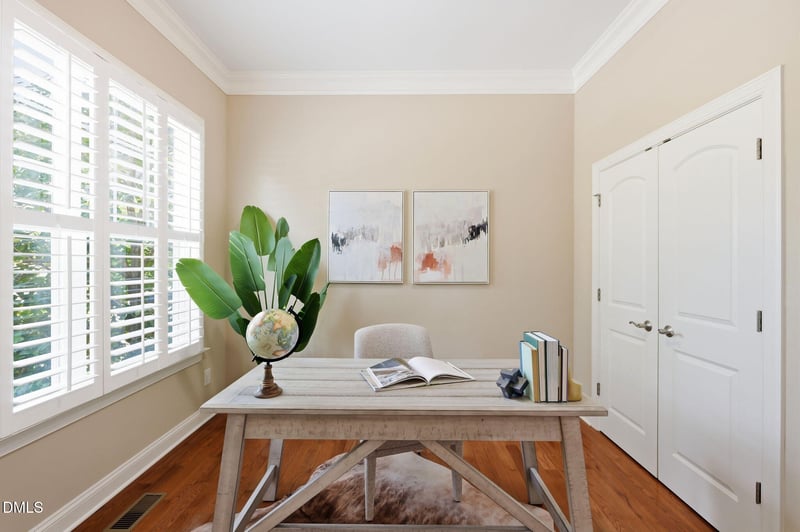 804 Long Meadows Rd, Chapel Hill, NC 27516