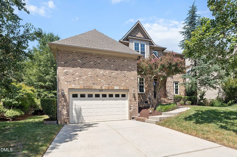 804 Modena Dr, Cary, NC 27513