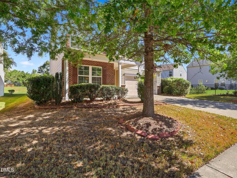 8041 Hartham Park Ave, Raleigh, NC 27616