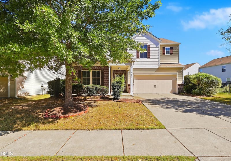 8041 Hartham Park Ave, Raleigh, NC 27616