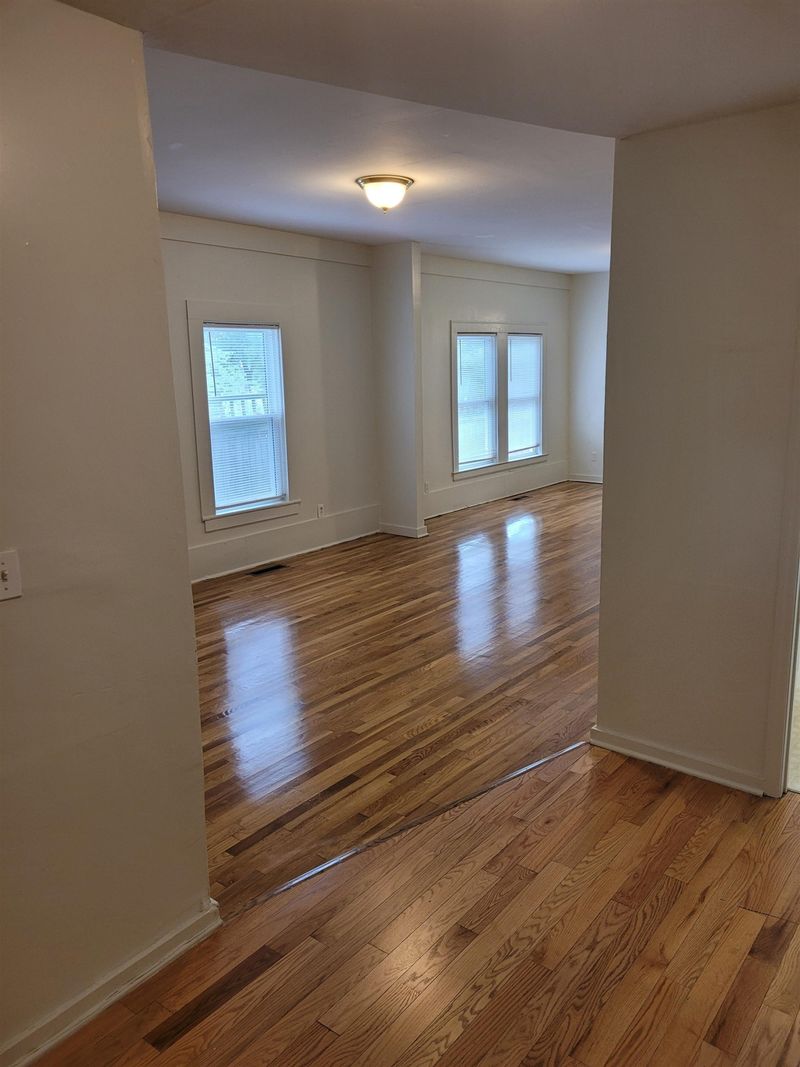 805 Onslow St, Durham, NC 27705