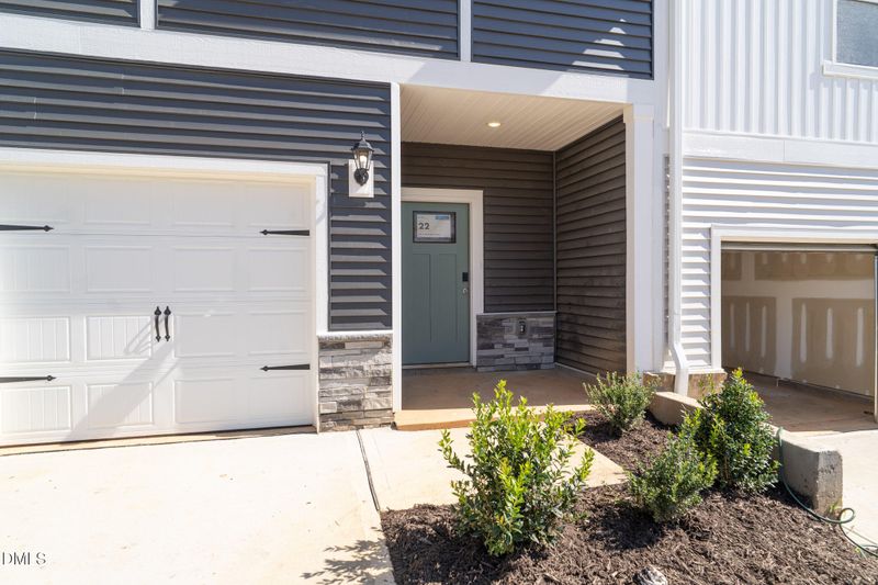 805 Stream View Ct, Mebane, NC 27302