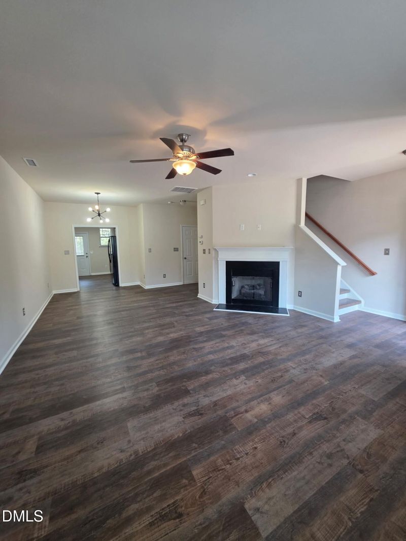 806 Carpenter Glenn Dr, Cary, NC 27519