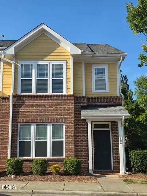806 Carpenter Glenn Dr, Cary, NC 27519