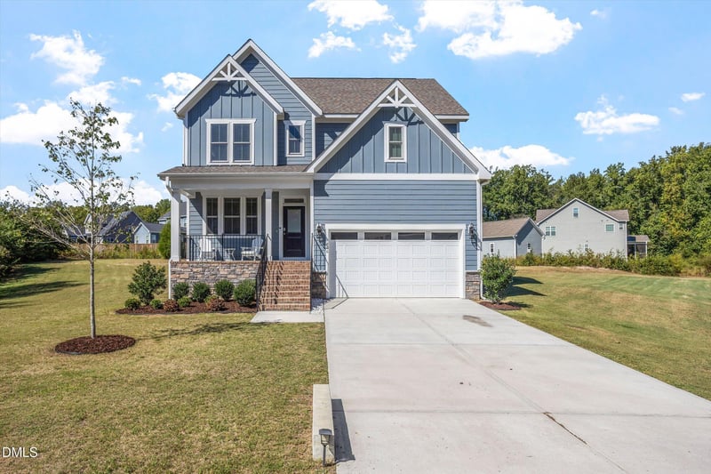 806 Thomas Falls Ct, Fuquay Varina, NC 27526