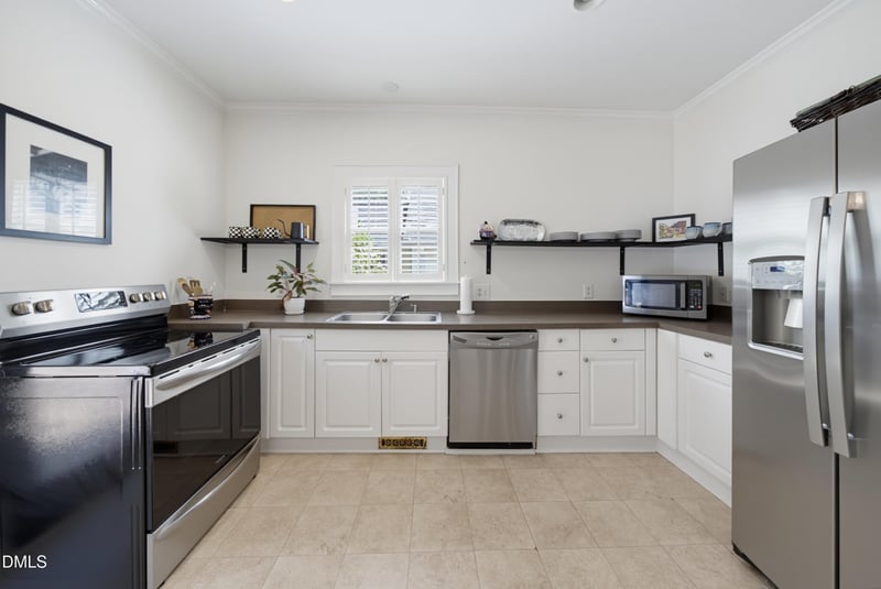 808 Brooklyn St, Raleigh, NC 27605
