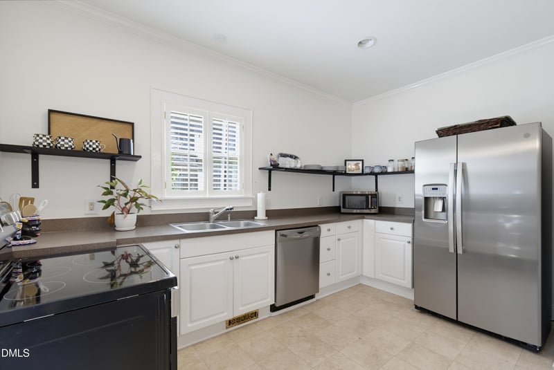 808 Brooklyn St, Raleigh, NC 27605
