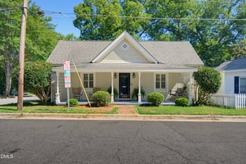 808 Brooklyn St, Raleigh, NC 27605