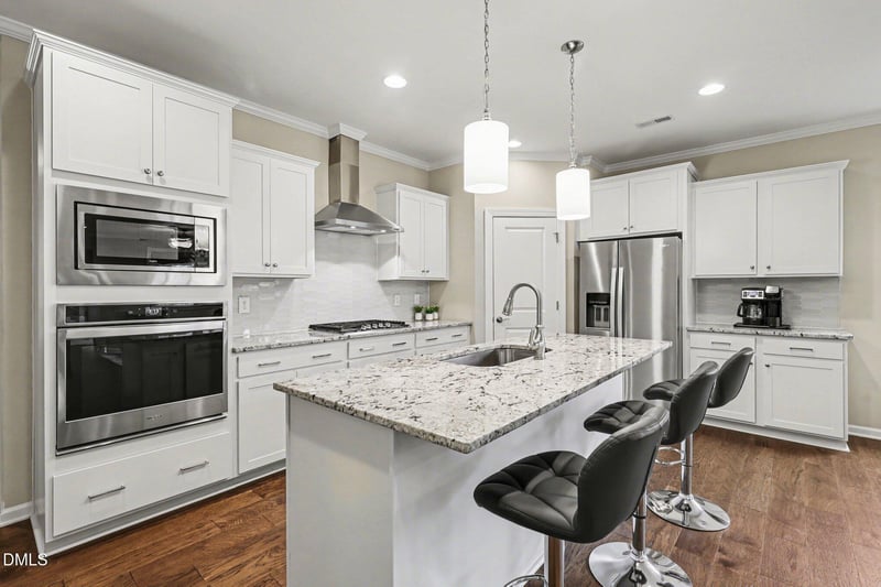 808 Churton Pl, Cary, NC 27518