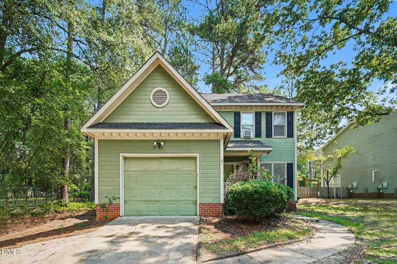 808 Hilton Dr, Fayetteville, NC 28311