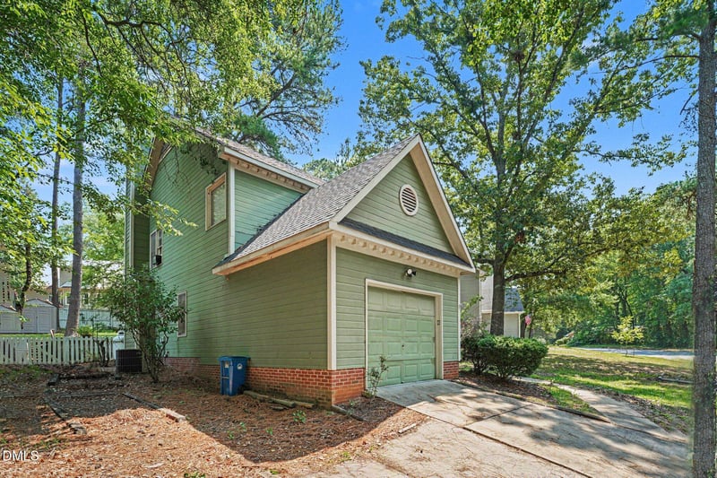 808 Hilton Dr, Fayetteville, NC 28311