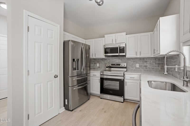 808 Nightshade Way, Raleigh, NC 27610