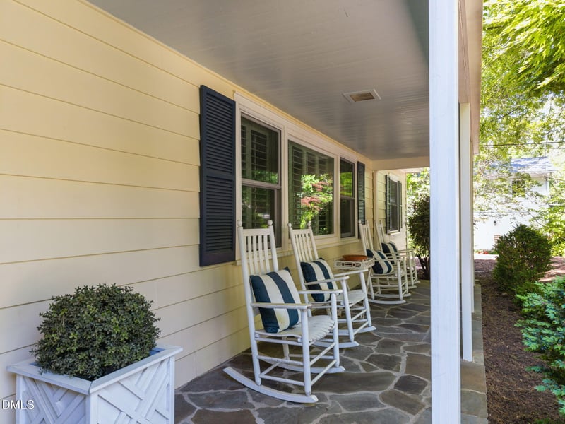 809 Lake Boone Trl, Raleigh, NC 27607