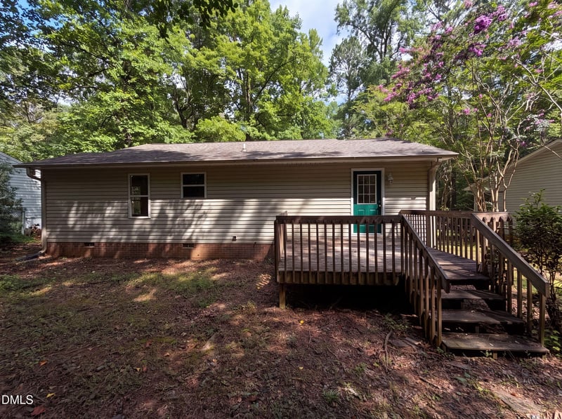 810 Hill Top Cir, Sanford, NC 27332