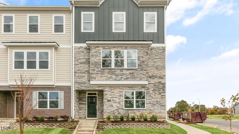 810 Washington St, Fuquay Varina, NC 27526