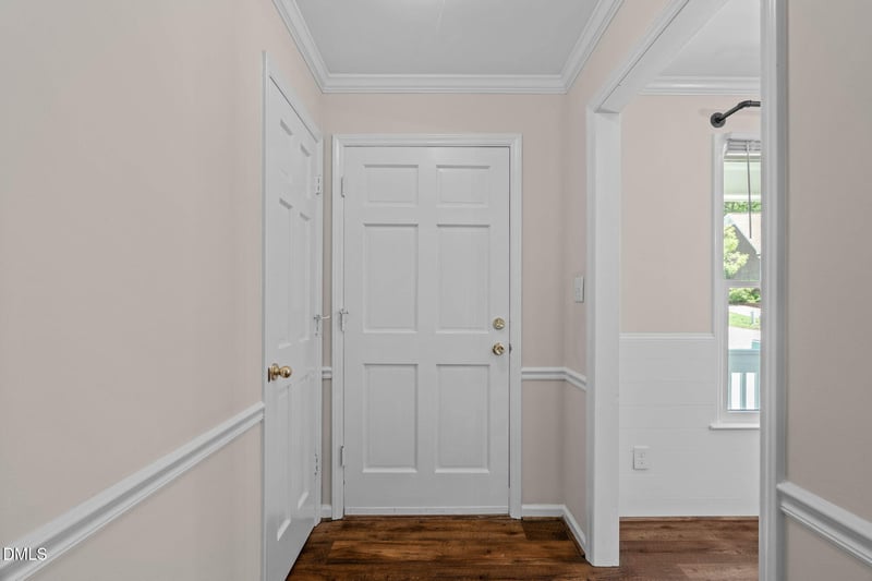 8109 Round Oak Rd, Raleigh, NC 27616