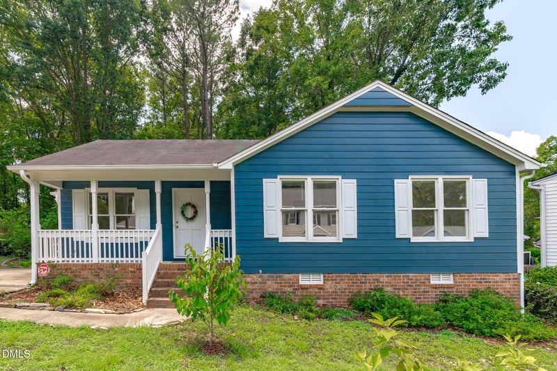 8109 Round Oak Rd, Raleigh, NC 27616