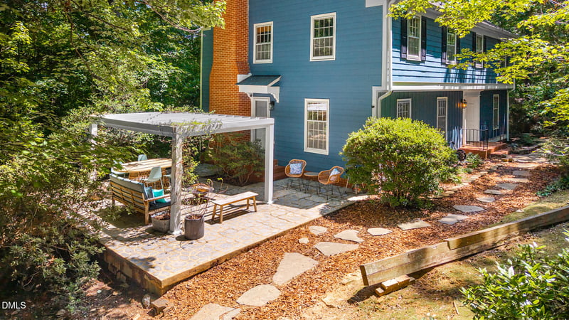 811 Kings Mill Rd, Chapel Hill, NC 27517