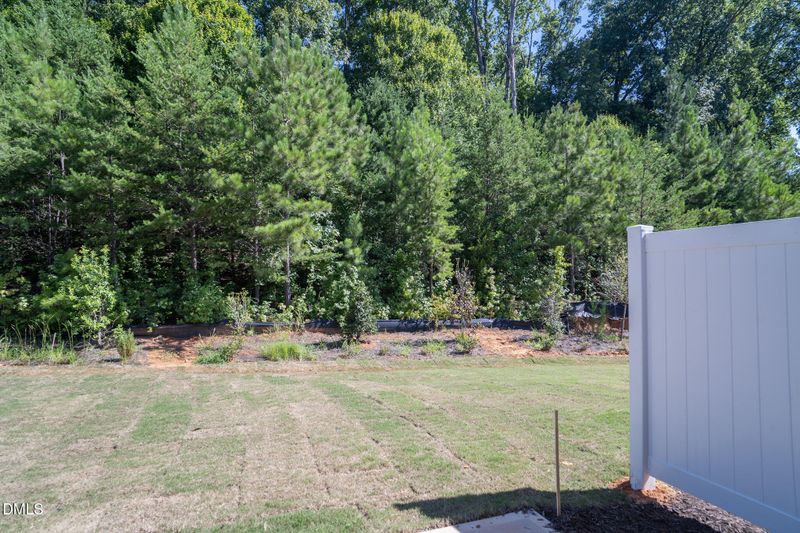 811 Stream View Ct, Mebane, NC 27302