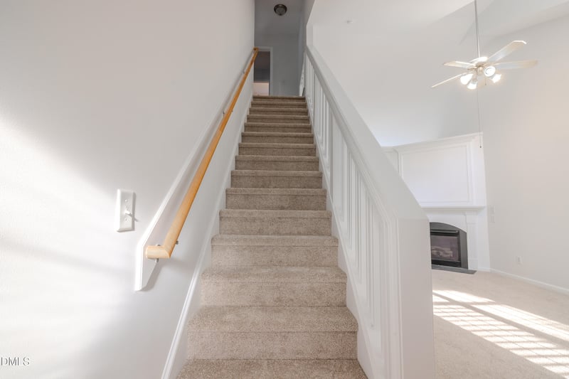 8116 Rolling Glenn Dr, Raleigh, NC 27616