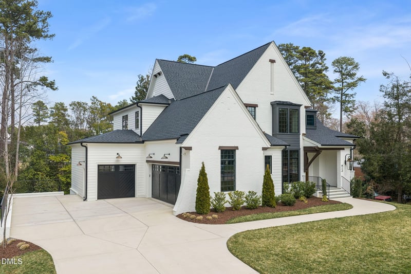 812 Manchester Dr, Raleigh, NC 27609