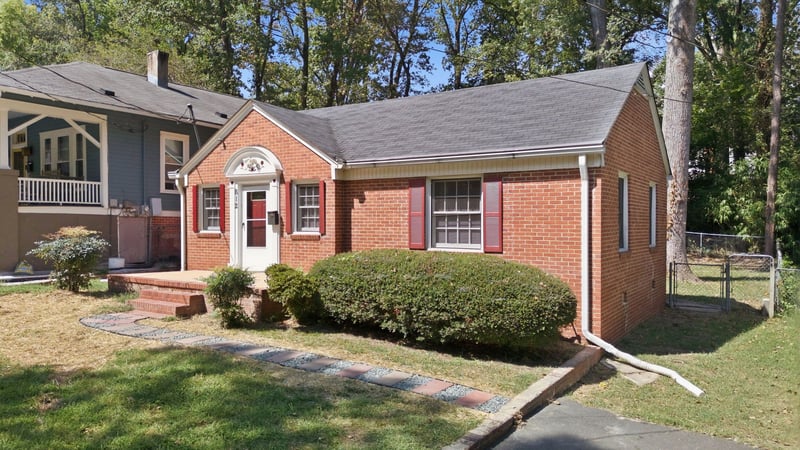 812 W Markham Ave, Durham, NC 27701