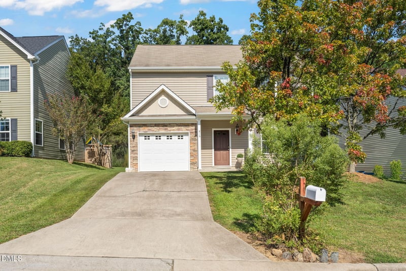 816 Woodside Park Ln, Durham, NC 27704