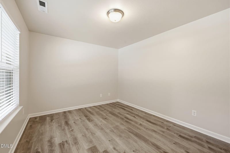 817 Leatherstone Ln, Fuquay Varina, NC 27526