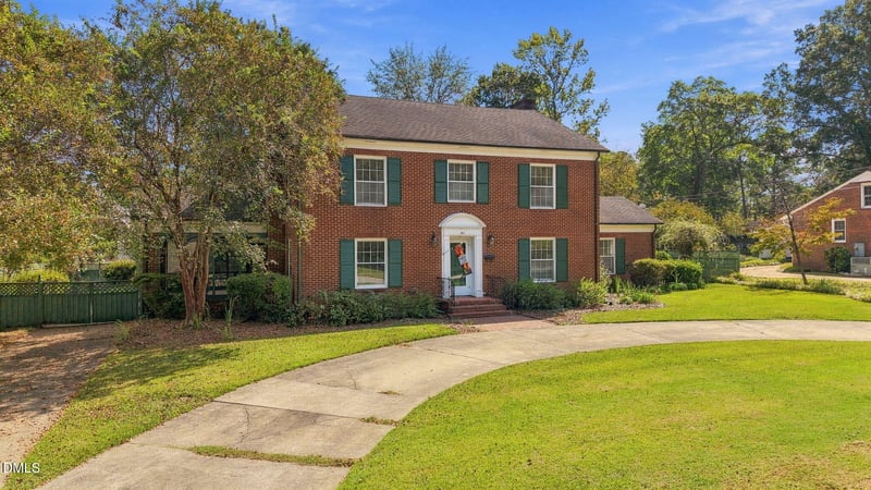 817 S Vermont St, Smithfield, NC 27577