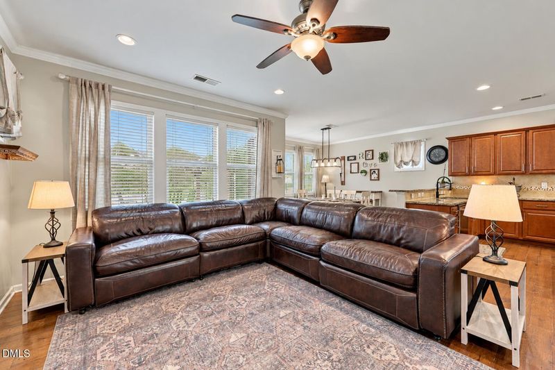 82 Heathwood Dr, Clayton, NC 27527