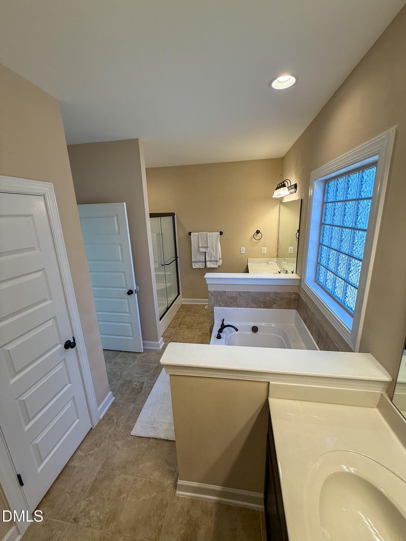 82 Meherrin Ct, Clayton, NC 27527