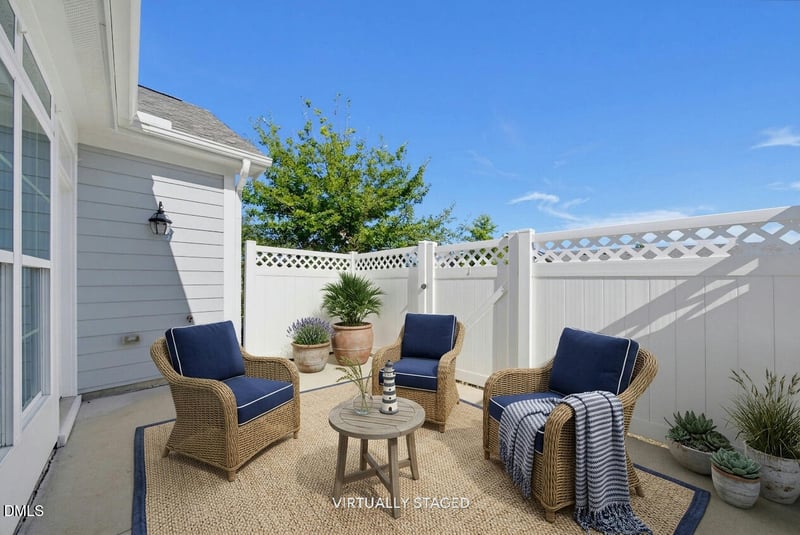 820 Blue Bird Ln, Wake Forest, NC 27587