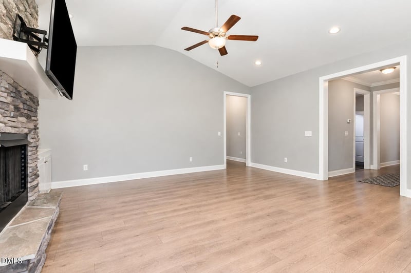 820 Christian Light Rd, Fuquay Varina, NC 27526