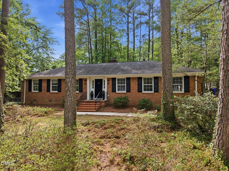 820 Emory Dr, Chapel Hill, NC 27517