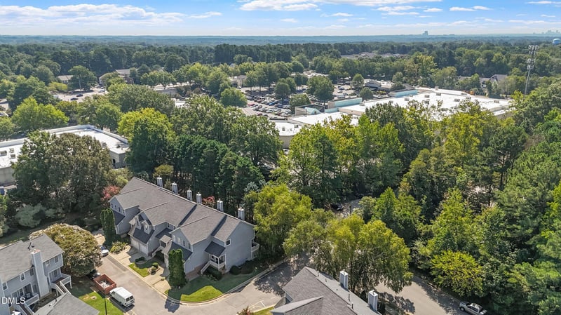 8200 Hempshire Pl, Raleigh, NC 27613