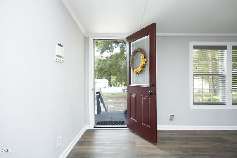 8204 Fieldcrest Ln, Fuquay Varina, NC 27526