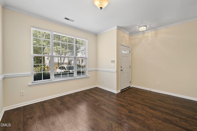 8206 City Loft Ct, Raleigh, NC 27613