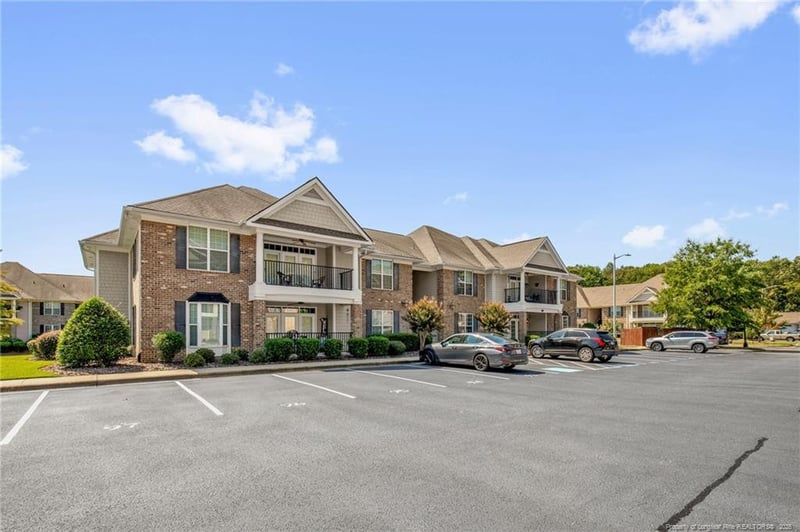 821 Astron Ln #103, Fayetteville, NC 28314
