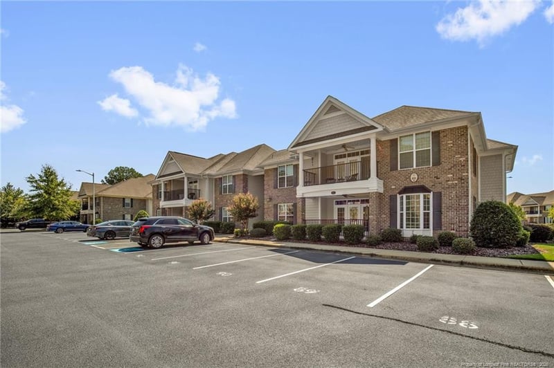821 Astron Ln #103, Fayetteville, NC 28314