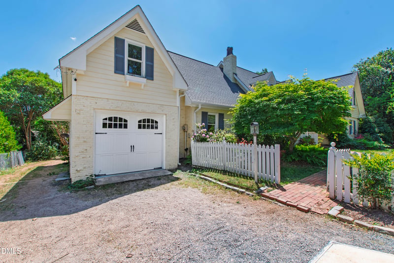 821 Lake Boone Trl, Raleigh, NC 27607